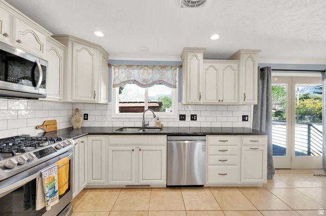 7187 S 1700 E, Cottonwood Heights, UT 84121