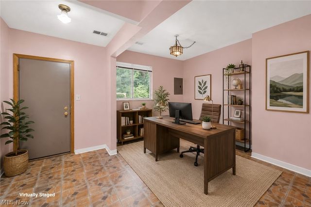 4554 Whitehall Drive, South Euclid, OH 44121