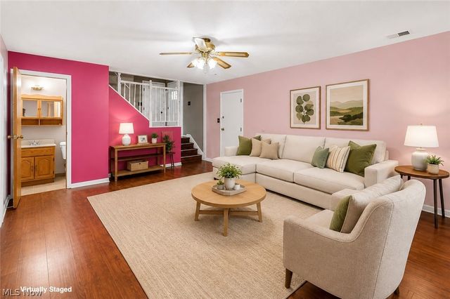4554 Whitehall Drive, South Euclid, OH 44121