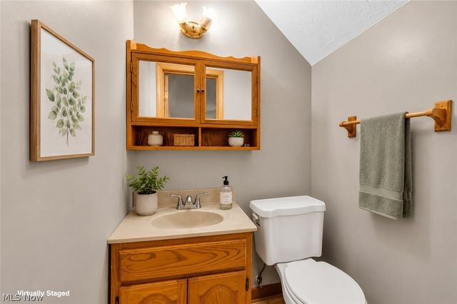 4554 Whitehall Drive, South Euclid, OH 44121