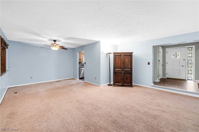 4554 Whitehall Drive, South Euclid, OH 44121