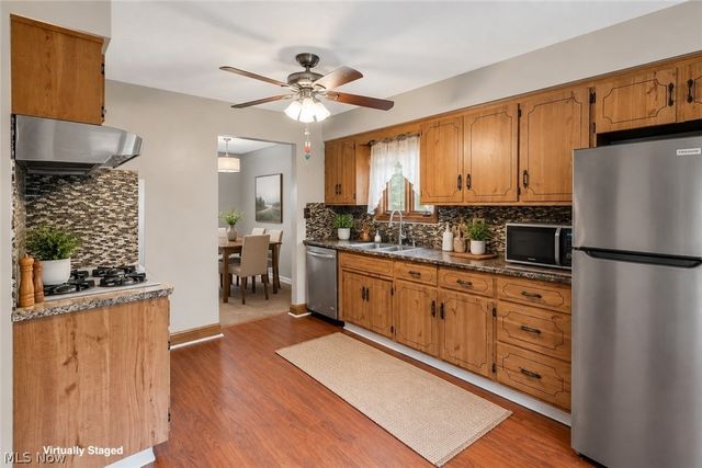 4554 Whitehall Drive, South Euclid, OH 44121