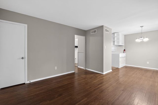 2136 PAMELA DR, Memphis, TN 38127