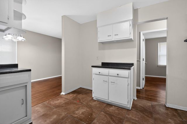 2136 PAMELA DR, Memphis, TN 38127