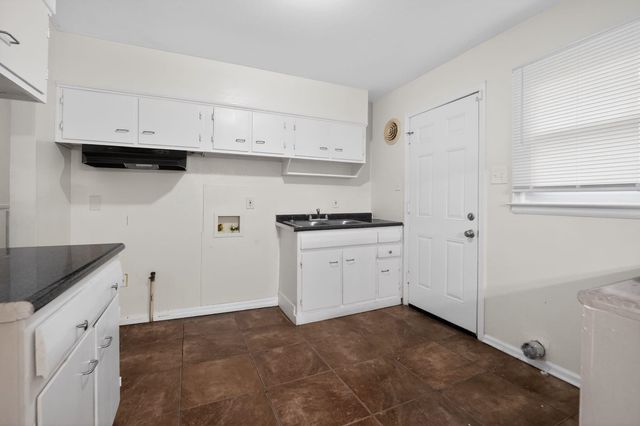 2136 PAMELA DR, Memphis, TN 38127