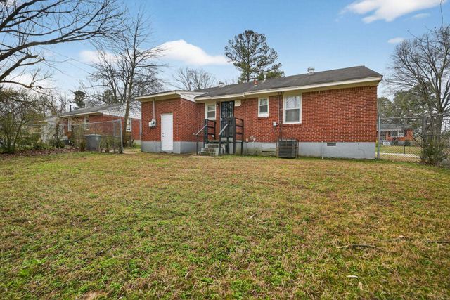 2136 PAMELA DR, Memphis, TN 38127