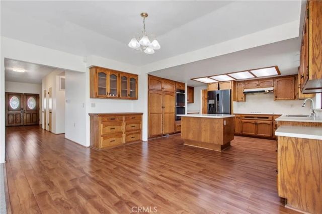 30785 Golden Gate Drive, Canyon Lake, CA 92587