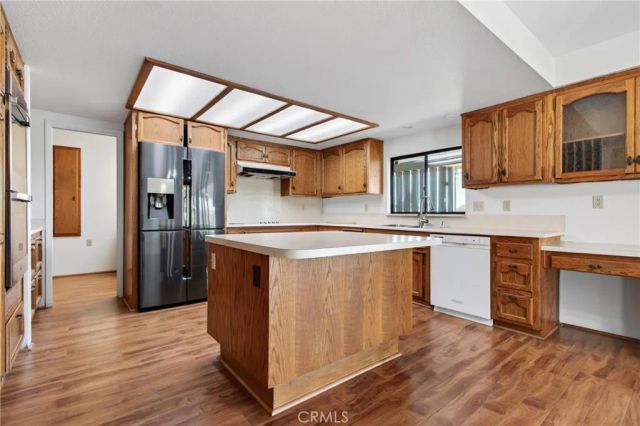 30785 Golden Gate Drive, Canyon Lake, CA 92587
