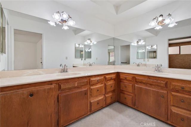30785 Golden Gate Drive, Canyon Lake, CA 92587