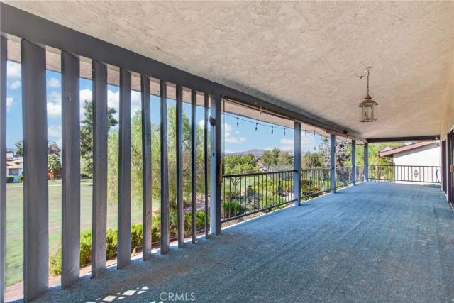 30785 Golden Gate Drive, Canyon Lake, CA 92587