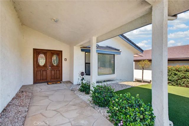 30785 Golden Gate Drive, Canyon Lake, CA 92587