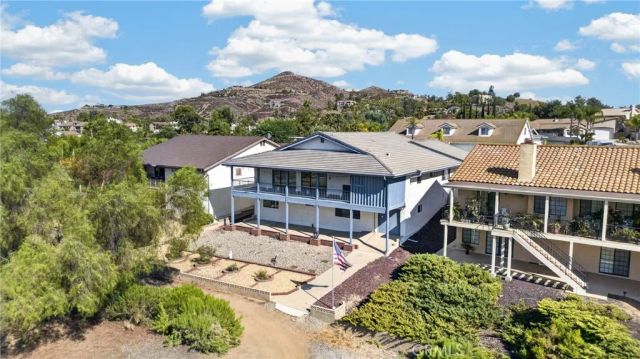 30785 Golden Gate Drive, Canyon Lake, CA 92587