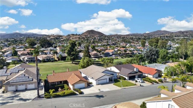 30785 Golden Gate Drive, Canyon Lake, CA 92587