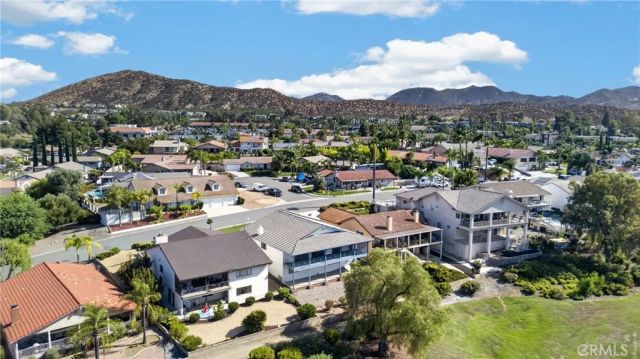 30785 Golden Gate Drive, Canyon Lake, CA 92587