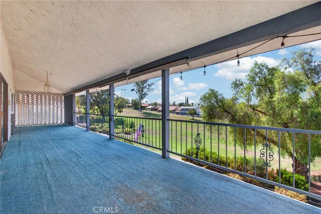 30785 Golden Gate Drive, Canyon Lake, CA 92587