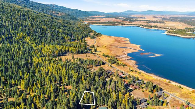 2214 Davy Road, Donnelly, ID 83615 property photo