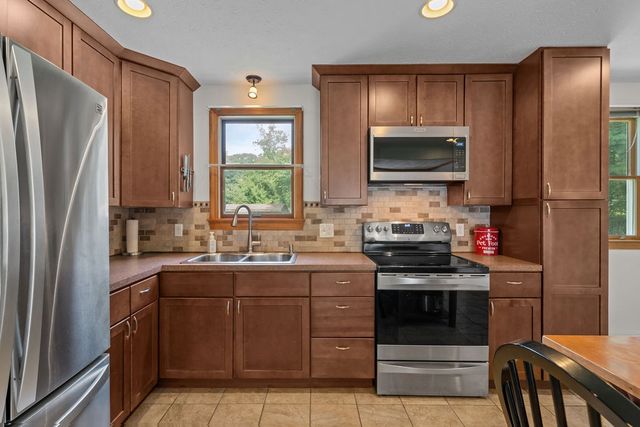 9 Tarpon Lane, Charlestown, RI 02813
