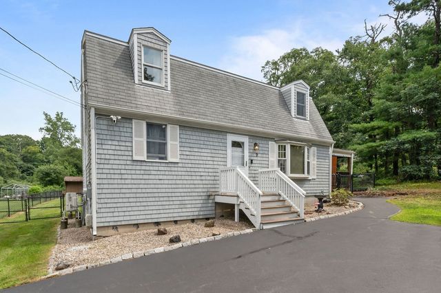 9 Tarpon Lane, Charlestown, RI 02813