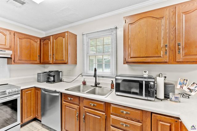 119 Quail Run Drive, Warner Robins, GA 31088