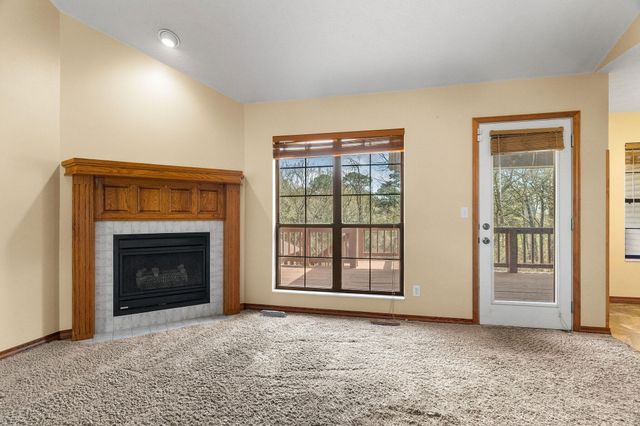 160 Ashford Drive, Hollister, MO 65672