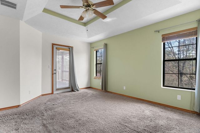 160 Ashford Drive, Hollister, MO 65672