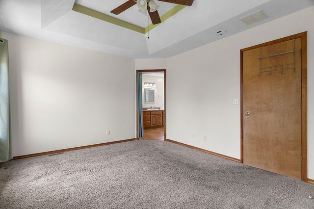 160 Ashford Drive, Hollister, MO 65672