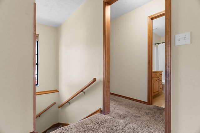 160 Ashford Drive, Hollister, MO 65672