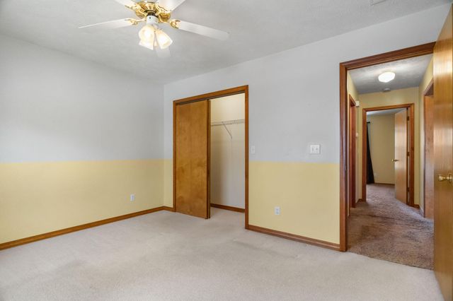 160 Ashford Drive, Hollister, MO 65672