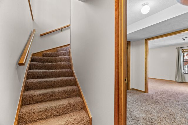 160 Ashford Drive, Hollister, MO 65672