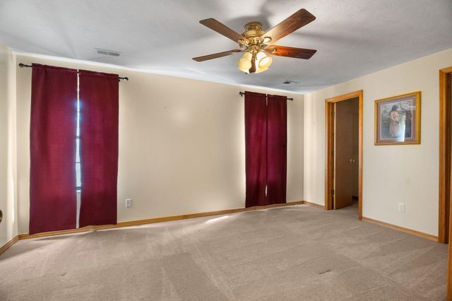 160 Ashford Drive, Hollister, MO 65672