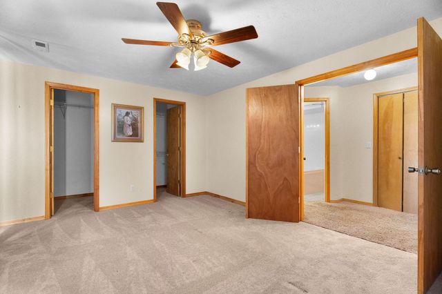 160 Ashford Drive, Hollister, MO 65672