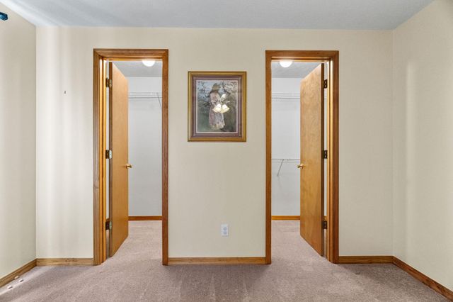 160 Ashford Drive, Hollister, MO 65672