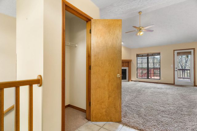 160 Ashford Drive, Hollister, MO 65672