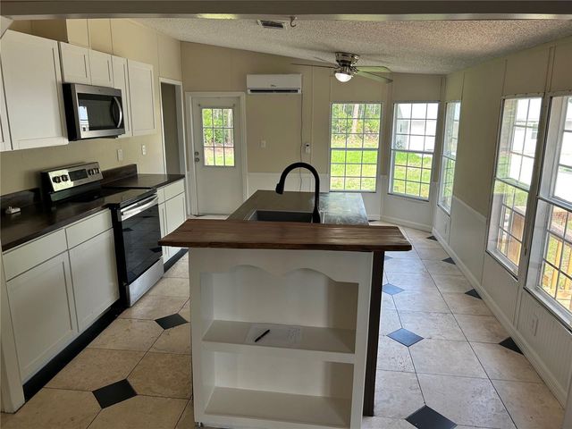 2585 VISTA PARK DRIVE, Deland, FL 32724