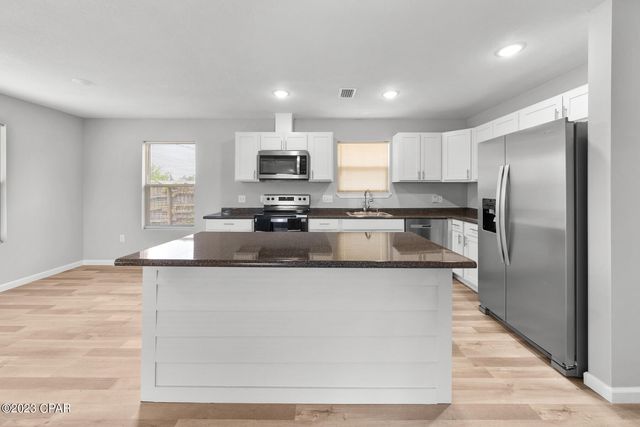 3109 E 2nd Plaza, Panama City, FL 32401