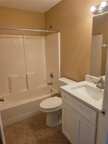 24 RYALL LANE, Palm Coast, FL 32164