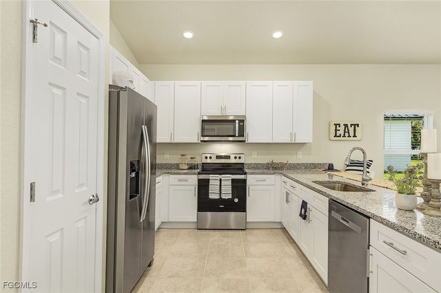 117 NE 7th TER, Cape Coral, FL 33993