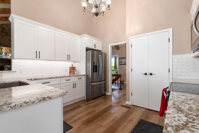 57450 E Hwy 125 618, Monkey Island, OK 74331