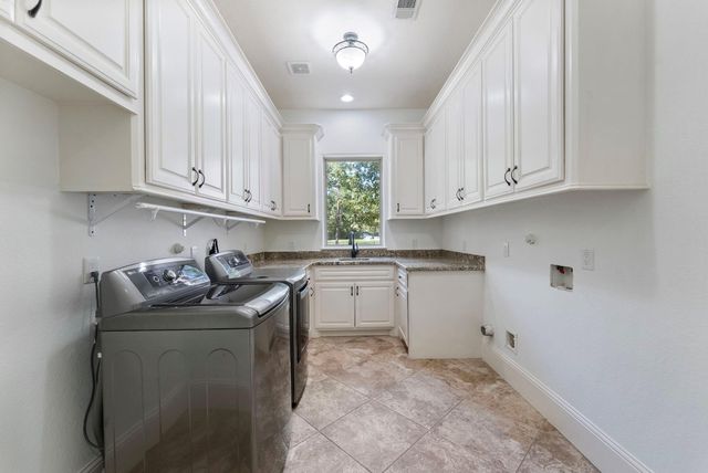 27507 Hunter Creek Court, Spring, TX 77386