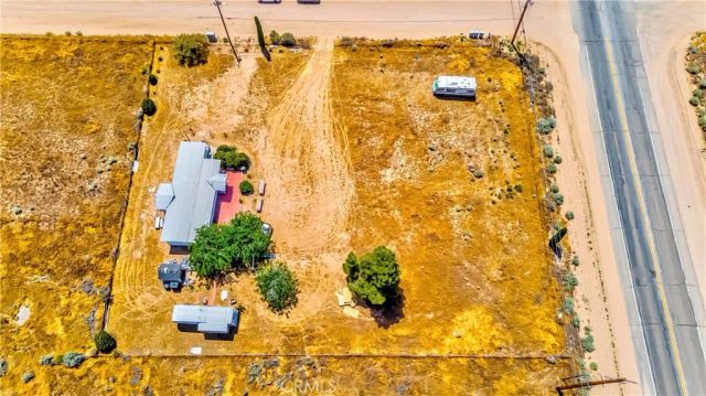 7127 Phelan Road, Phelan, CA 92371