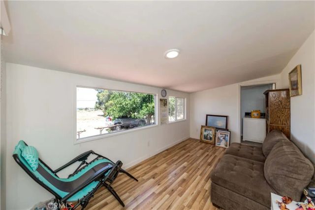 7127 Phelan Road, Phelan, CA 92371