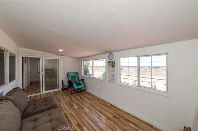 7127 Phelan Road, Phelan, CA 92371