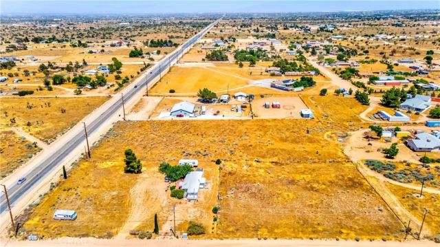 7127 Phelan Road, Phelan, CA 92371