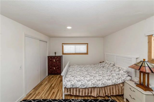 7127 Phelan Road, Phelan, CA 92371