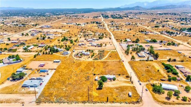 7127 Phelan Road, Phelan, CA 92371