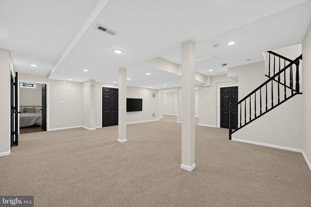 6 BUNNING DR, Voorhees, NJ 08043