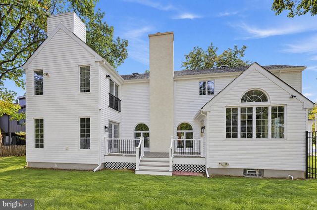 6 BUNNING DR, Voorhees, NJ 08043