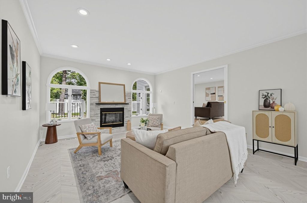 6 BUNNING DR, VOORHEES, NJ 08043 — exterior