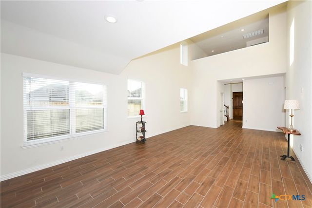 2069 Flametree Avenue, New Braunfels, TX 78132