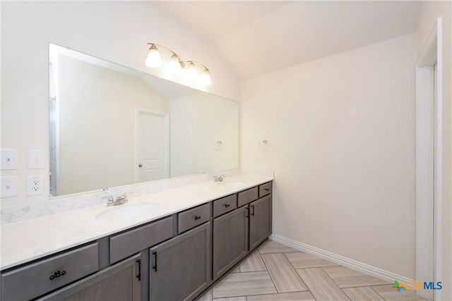 2069 Flametree Avenue, New Braunfels, TX 78132